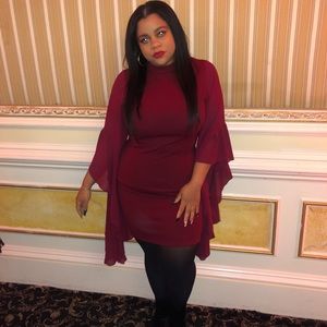 Beautiful sleeves mini dress